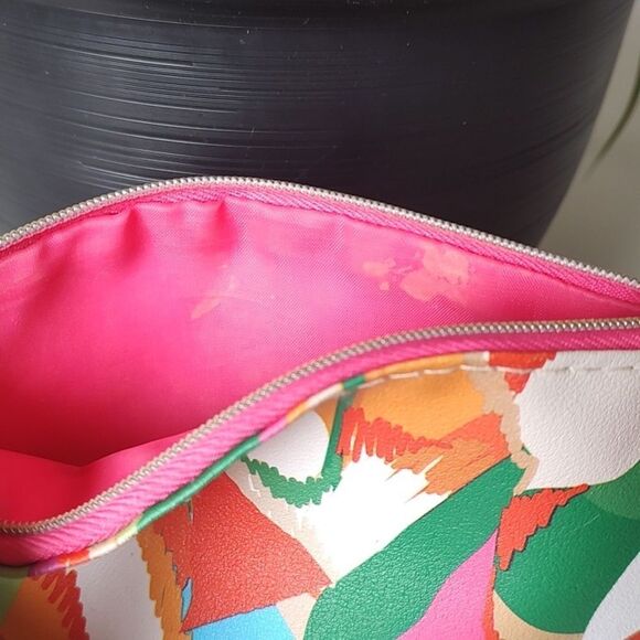 Ipsy‎ May 2023 Glam Bag - Picture 5 of 5